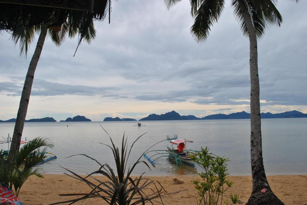 Islandfront Cottages And Restaurant El Nido Buitenkant foto