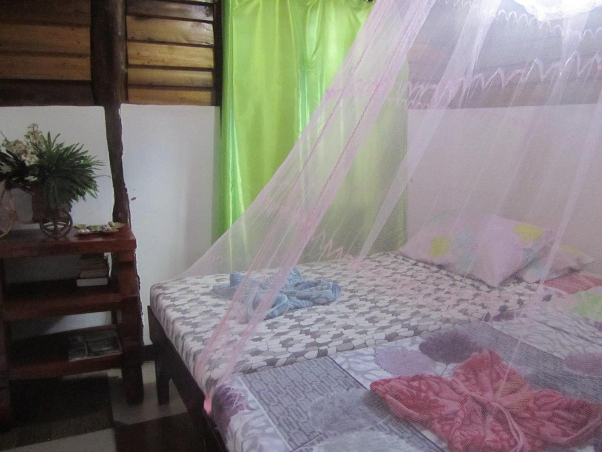 Islandfront Cottages And Restaurant El Nido Buitenkant foto